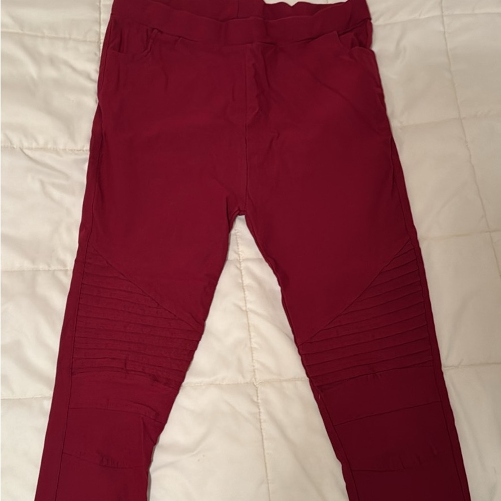 Women’s Red Pants